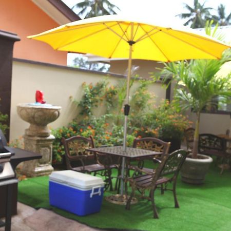 Lone Self-Catering Apartment Baie Sainte Anne Exterior foto