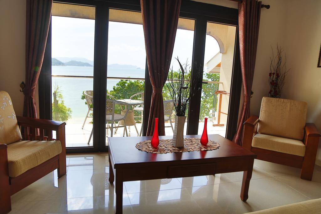 Lone Self-Catering Apartment Baie Sainte Anne Exterior foto